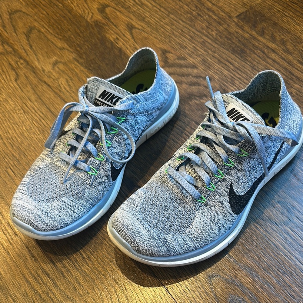 Nike Blue/Gray FlyKnit Sneakers